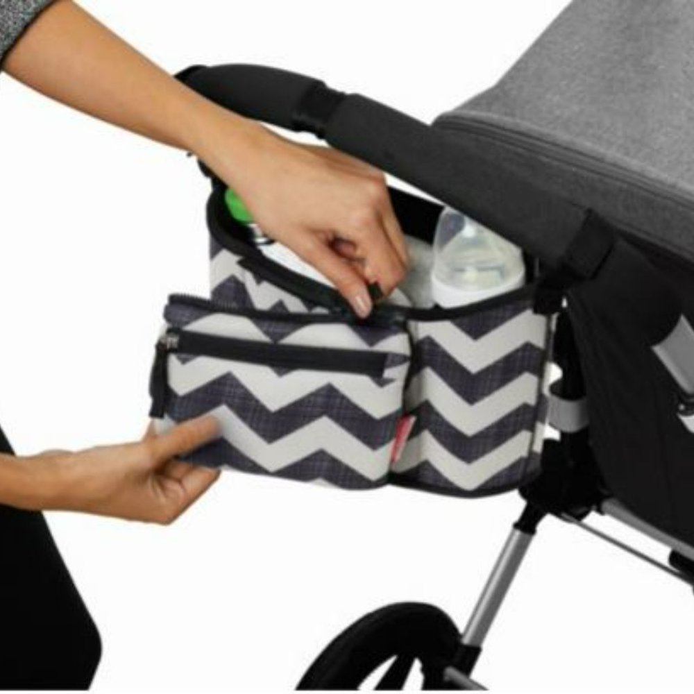 NWOT Skidaddle by Skip Hop Stroller Organizer Black & White Chevron